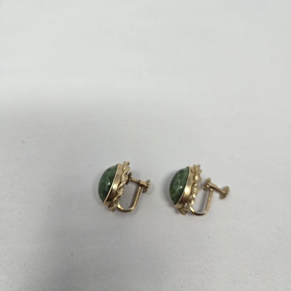 Krementz Womens Vtg Jade Stone Pendant & Screw Earrings Set Gold Tone Timeless - Picture 8 of 10